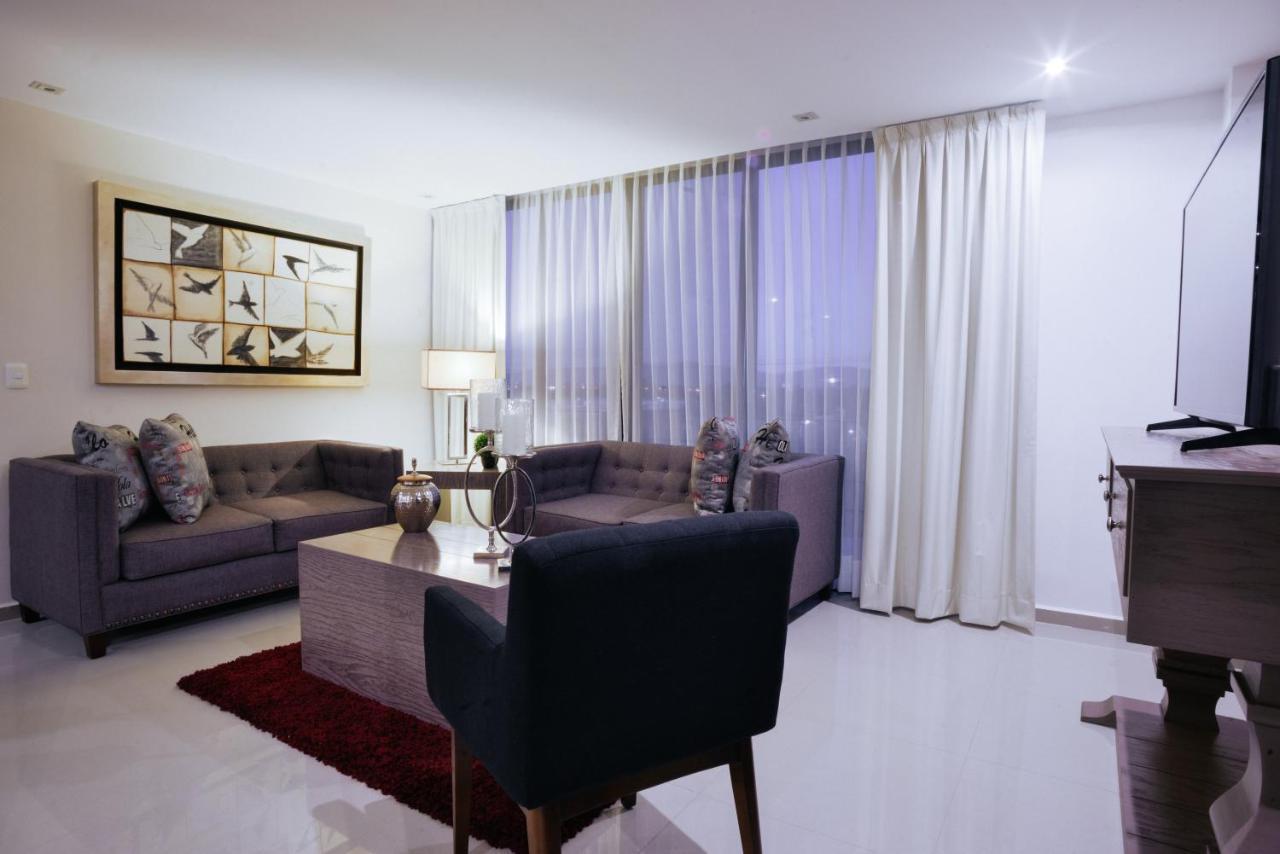 Ventura Apartments Celaya  Exteriör bild